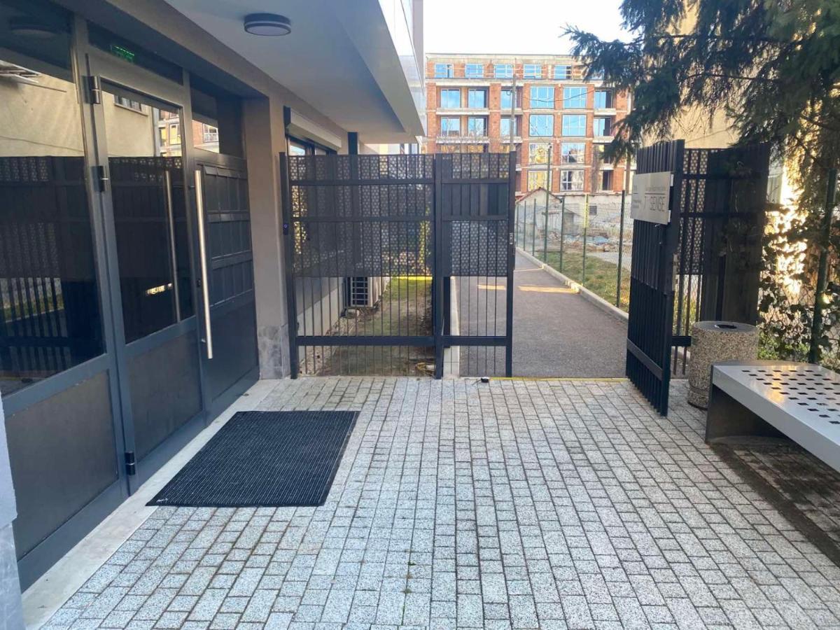 7Th Sense Boutique Apartments Sofia Eksteriør bilde