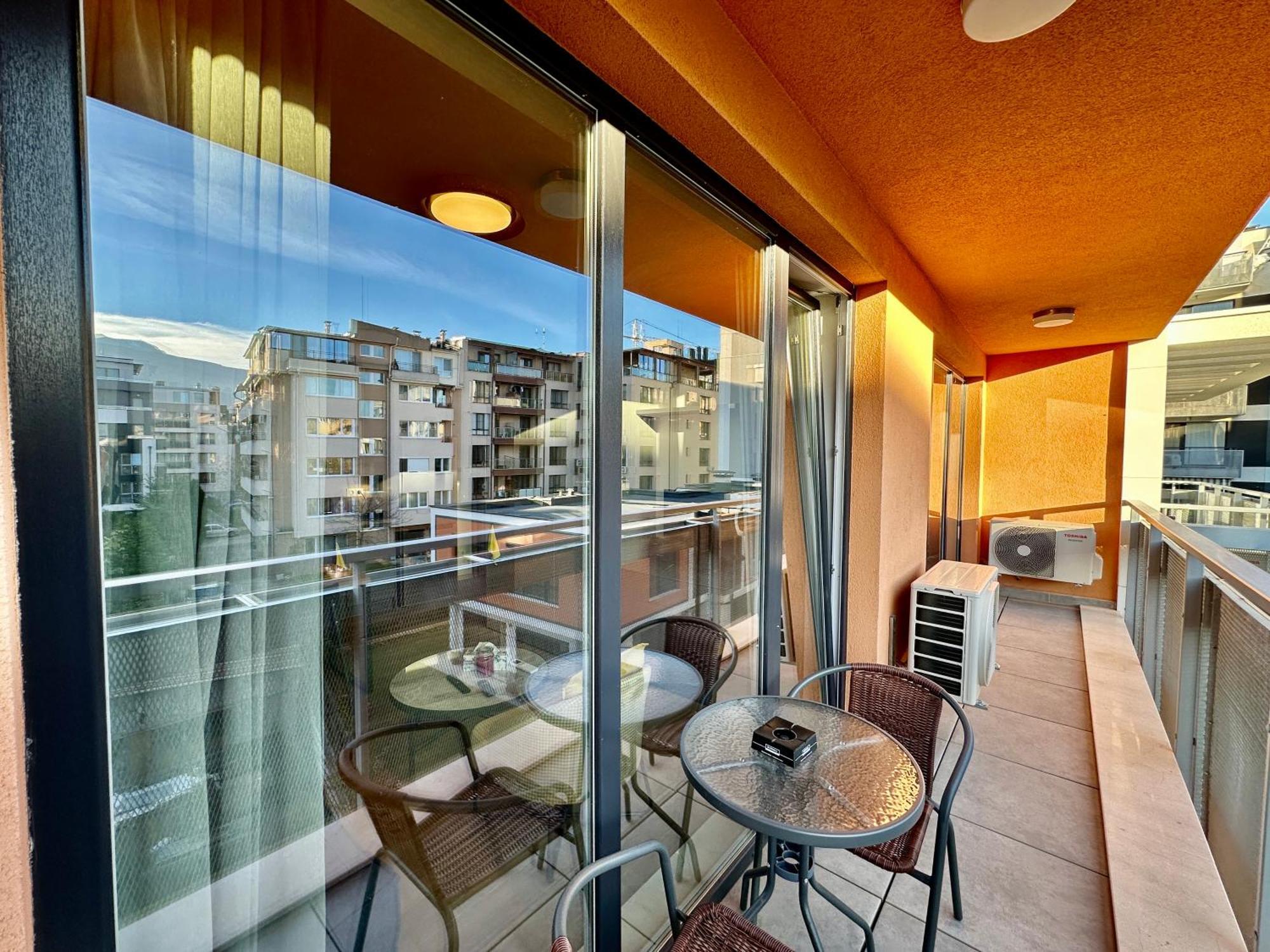 7Th Sense Boutique Apartments Sofia Eksteriør bilde