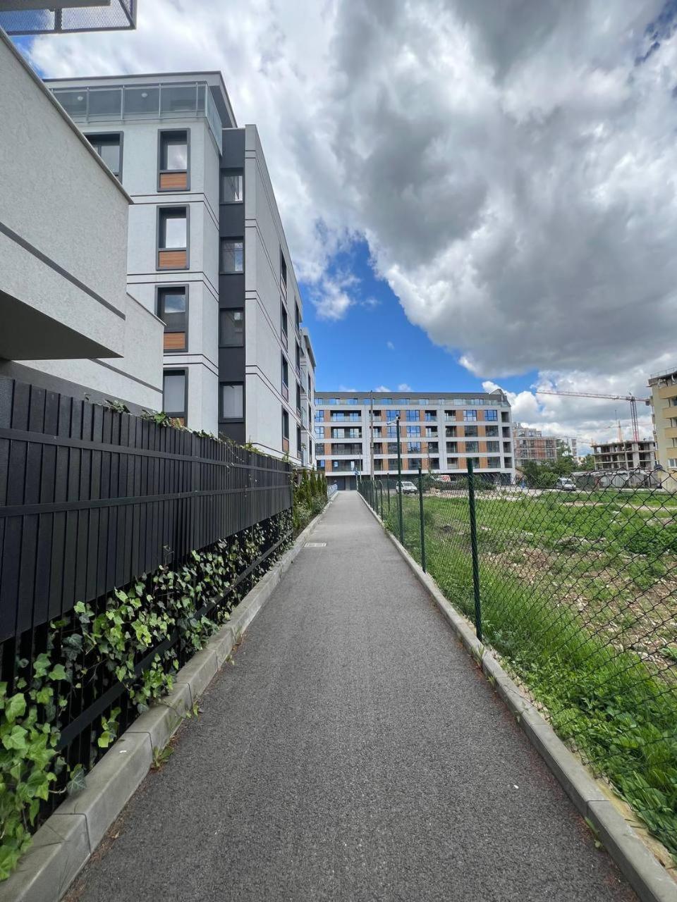 7Th Sense Boutique Apartments Sofia Eksteriør bilde