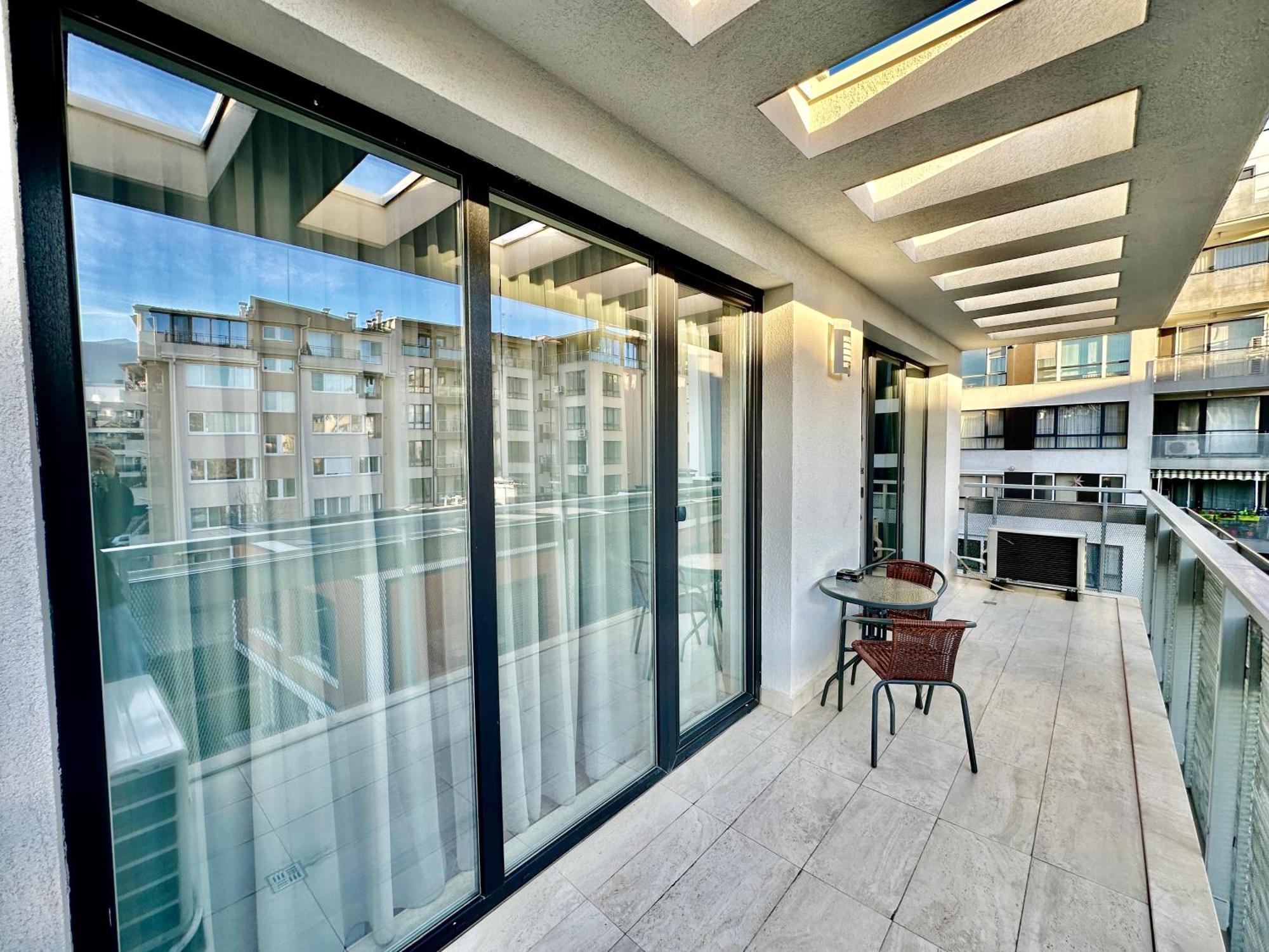 7Th Sense Boutique Apartments Sofia Eksteriør bilde