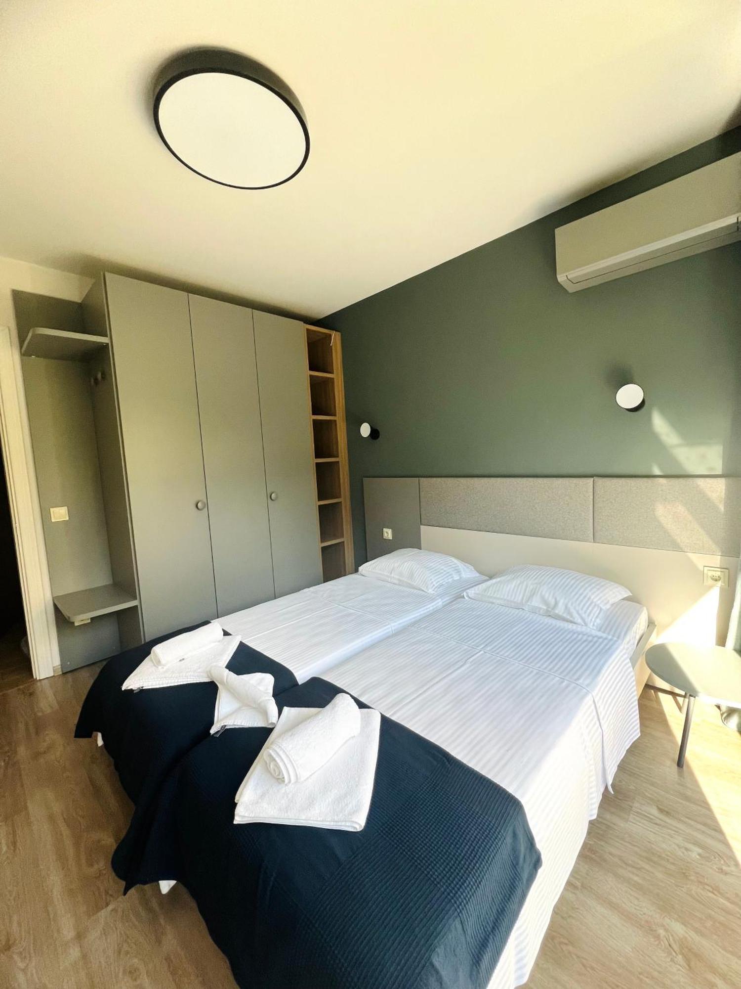 7Th Sense Boutique Apartments Sofia Eksteriør bilde