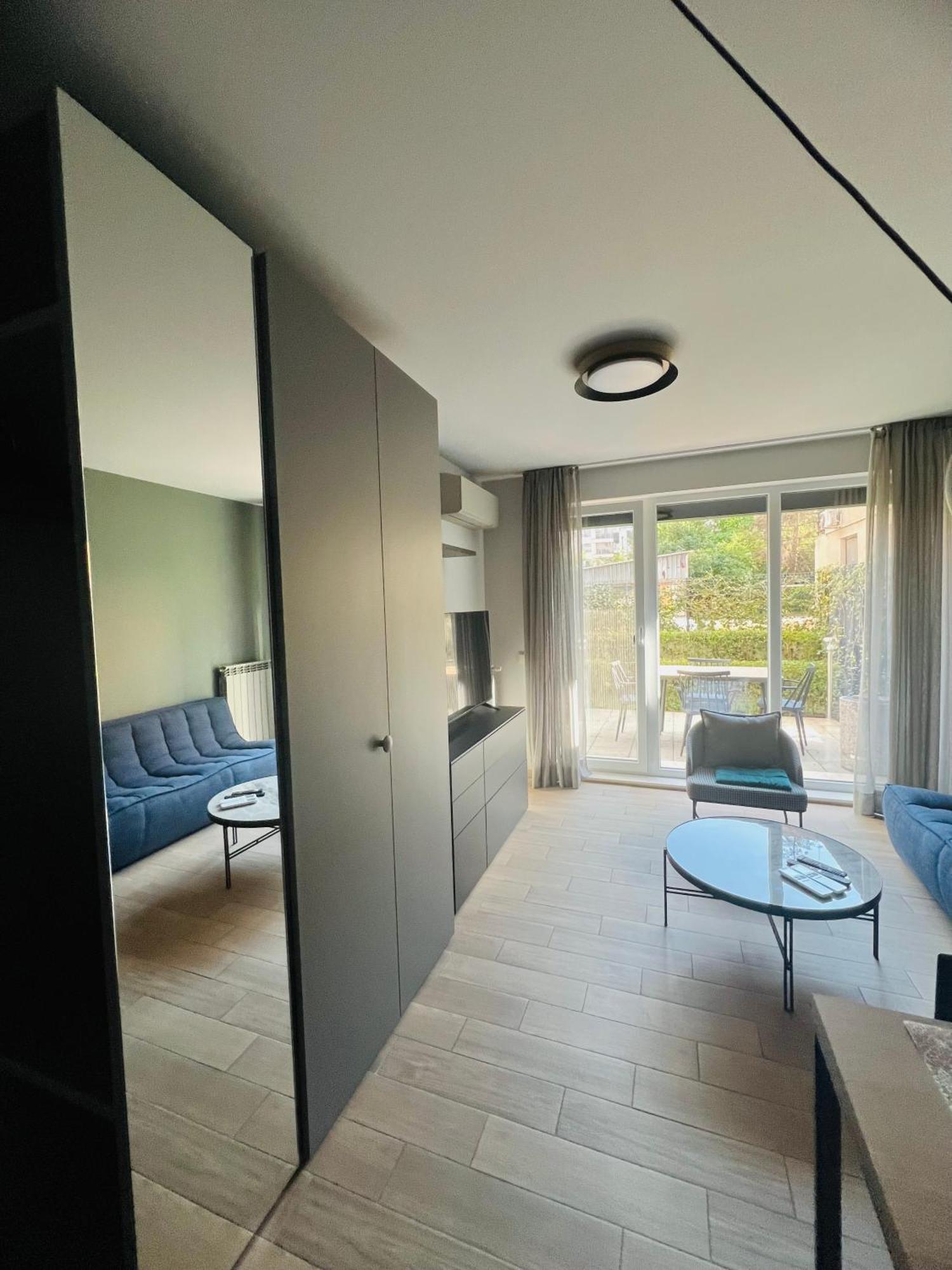 7Th Sense Boutique Apartments Sofia Eksteriør bilde