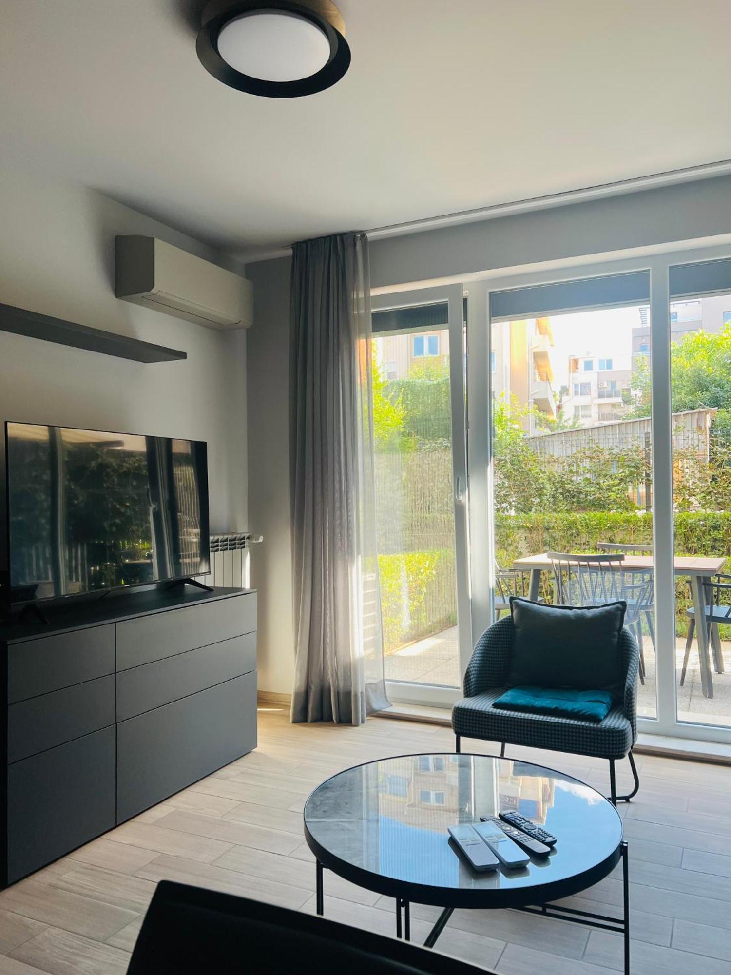 7Th Sense Boutique Apartments Sofia Eksteriør bilde