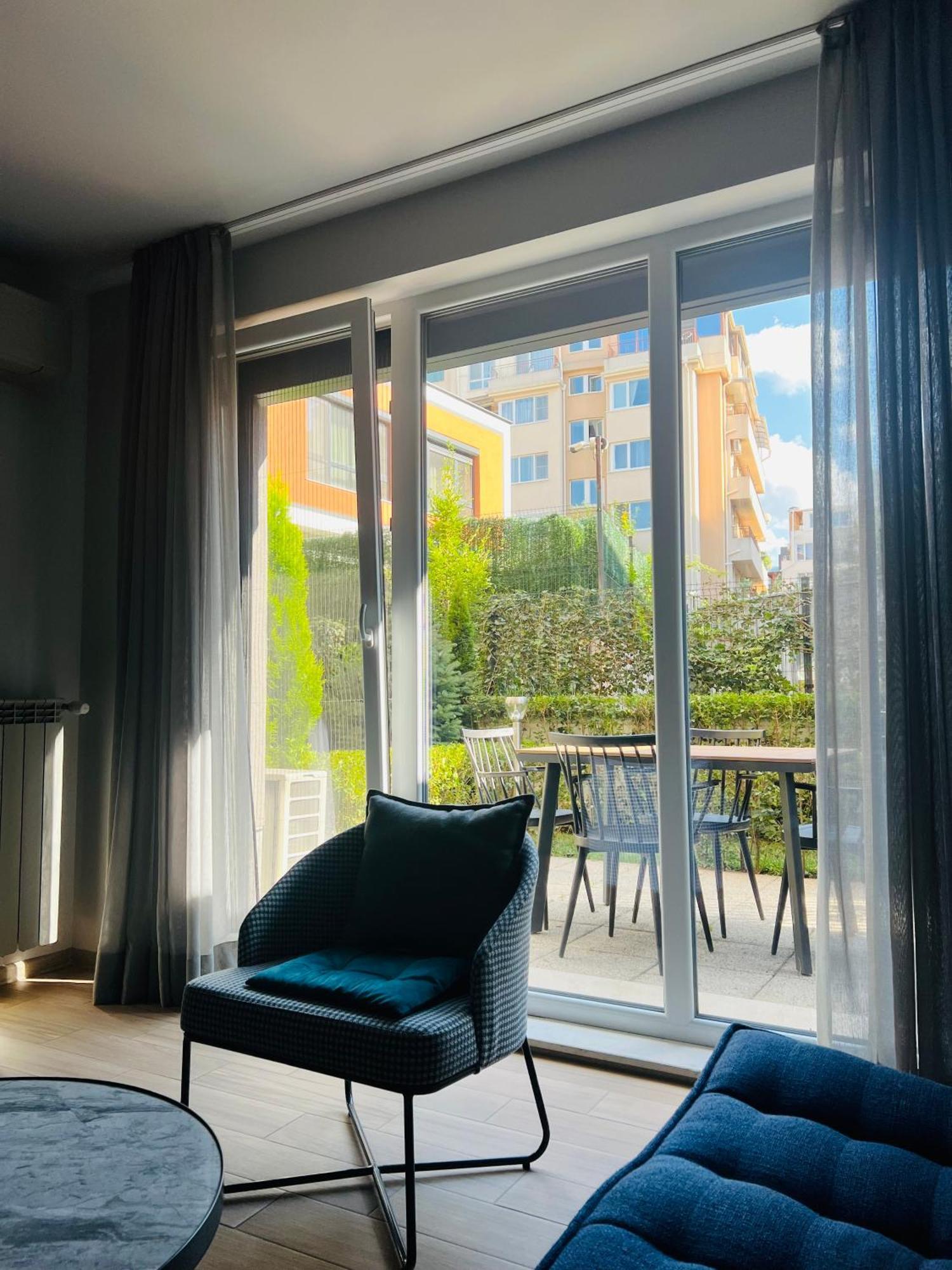 7Th Sense Boutique Apartments Sofia Eksteriør bilde