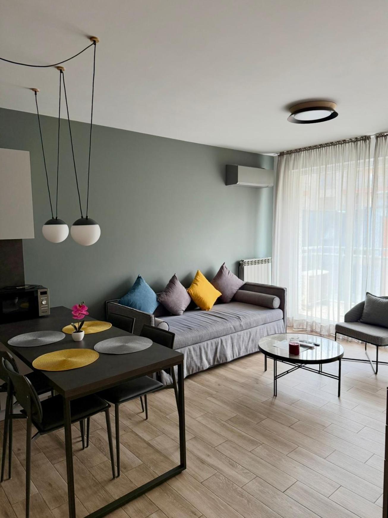 7Th Sense Boutique Apartments Sofia Eksteriør bilde